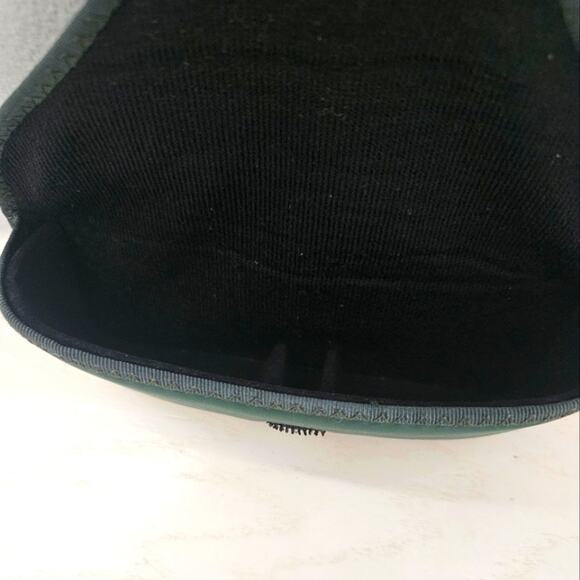 PGA‎ tour green glasses sunglass case with hook and loop closure with soft case - Picture 4 of 7